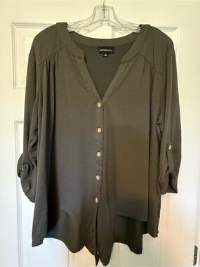 Fortune + Ivy Olive Button-Down Roll-Sleeve Top